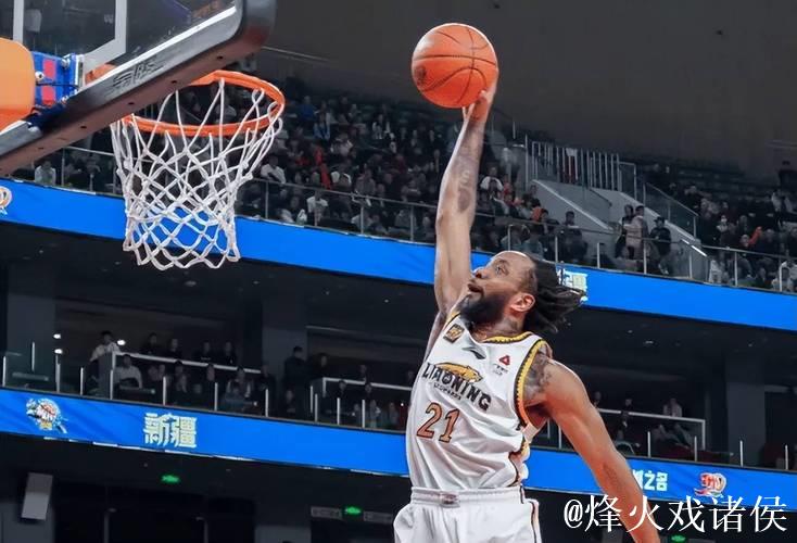 辽宁半场50-39领先广厦，威尔斯贡献13分